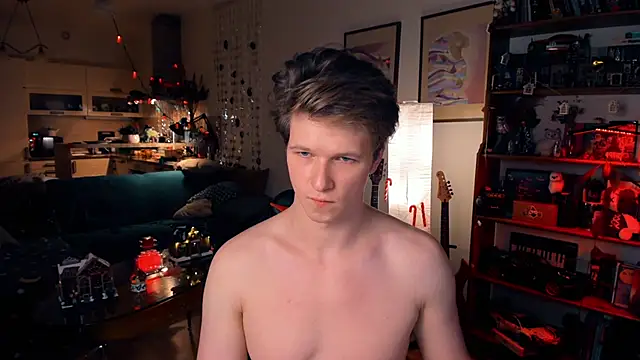 Snapshot of Breston_Sweet chatting on December 2024 10:36:02 PM Breston Sweet online show from December 2024 10:36:02 PM