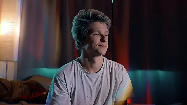 Snapshot of Breston_Sweet chatting on September 2025 04:38:02 AM Breston Sweet online show from September 2025 04:38:02 AM