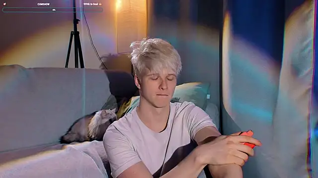 Snapshot of Breston_Sweet chatting on October 2025 07:47:02 PM Breston Sweet online show from October 2025 07:47:02 PM