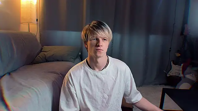 Breston Sweet online show from May 2026 05:21:02 PM