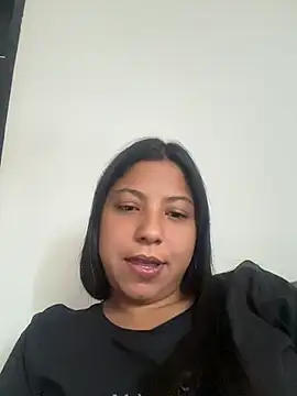 Leylafourniert online show from May 2026 07:23:02 PM