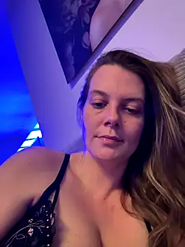 newMichelle online show from December 2025 06:56:02 PM