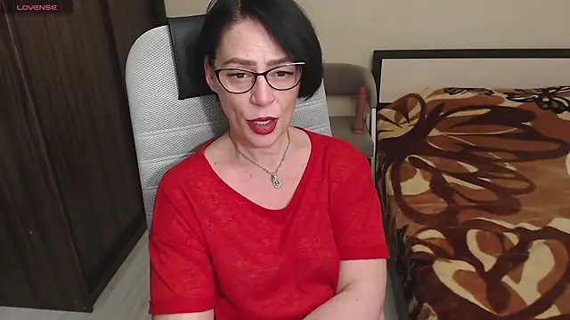 Snapshot of BelovedLady chatting on February 2025 08:57:02 AM BelovedLady online show from February 2025 08:57:02 AM