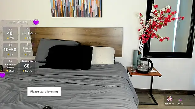 Ginebraa Saenz online show from December 2024 02:28:02 PM