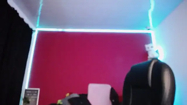 Snapshot of lulubigtitts1 chatting on January 2025 08:10:02 AM lulubigtitts1 online show from January 2025 08:10:02 AM