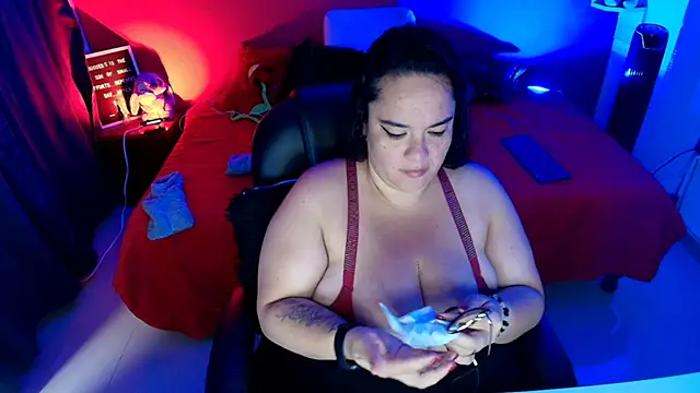 Snapshot of lulubigtitts1 chatting on January 2026 04:23:02 PM lulubigtitts1 online show from January 2026 04:23:02 PM