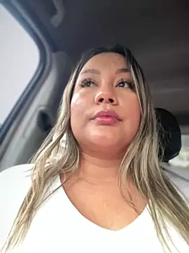 Snapshot of ValeryGrey chatting on January 2025 04:35:01 PM ValeryGrey online show from January 2025 04:35:01 PM