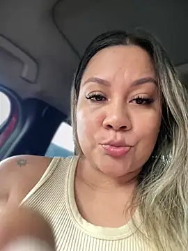 Snapshot of ValeryGrey chatting on February 2025 07:40:02 PM ValeryGrey online show from February 2025 07:40:02 PM