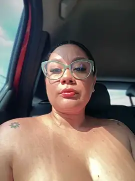 Snapshot of ValeryGrey chatting on February 2025 08:31:01 PM ValeryGrey online show from February 2025 08:31:01 PM