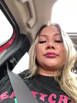 Snapshot of ValeryGrey chatting on February 2025 04:47:01 PM ValeryGrey online show from February 2025 04:47:01 PM