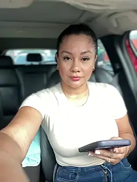 Snapshot of ValeryGrey chatting on March 2025 08:32:02 PM ValeryGrey online show from March 2025 08:32:02 PM