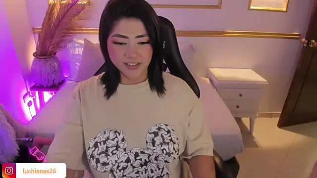 lucy26  online show from March 2025 08:51:01 AM