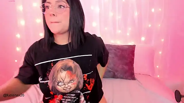 lucy26  online show from October 2025 02:41:02 AM