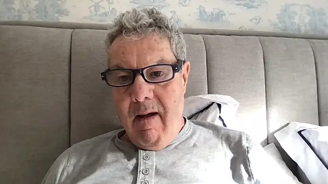 Snapshot of Oldpistolpete chatting on March 2026 09:27:01 AM Oldpistolpete online show from March 2026 09:27:01 AM