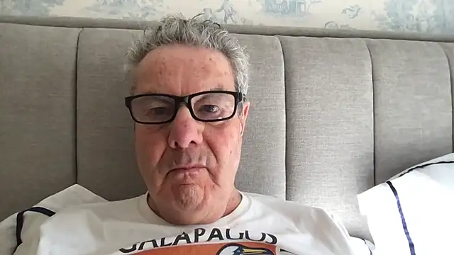 Snapshot of Oldpistolpete chatting on March 2026 09:24:01 AM Oldpistolpete online show from March 2026 09:24:01 AM