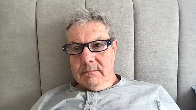 Snapshot of Oldpistolpete chatting on March 2026 08:26:01 AM Oldpistolpete online show from March 2026 08:26:01 AM