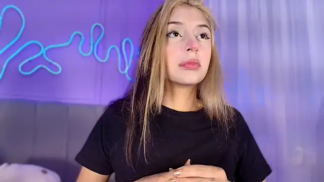 Sofly s online show from June 2026 12:00:02 PM