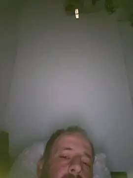 Paul10112 online show from December 2025 07:15:02 AM