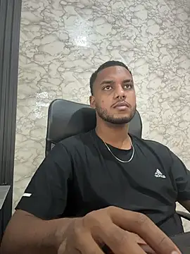 Snapshot of Sandro_xxx chatting on October 2025 12:23:01 PM Sandro xxx online show from October 2025 12:23:01 PM