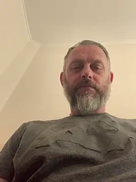 Snapshot of GHsveter chatting on May 2026 08:10:02 AM GHsveter online show from May 2026 08:10:02 AM