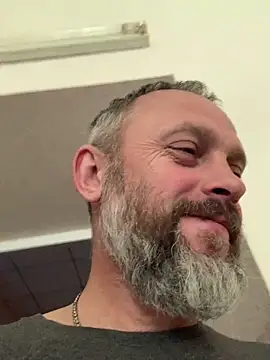 Snapshot of GHsveter chatting on May 2026 08:22:02 AM GHsveter online show from May 2026 08:22:02 AM