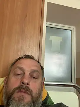 Snapshot of GHsveter chatting on May 2026 07:47:02 AM GHsveter online show from May 2026 07:47:02 AM