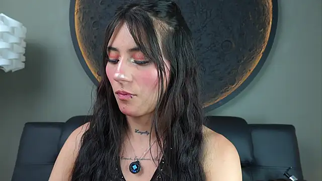 miss sharlotte18 online show from November 2025 06:07:01 PM