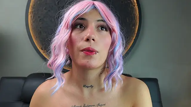 miss sharlotte18 online show from February 2026 06:03:01 PM