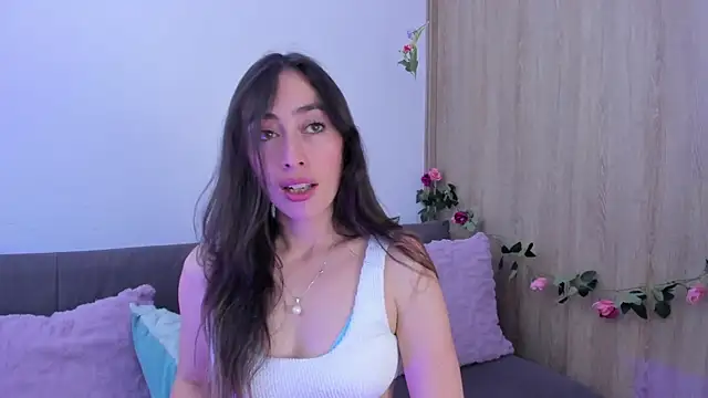 Snapshot of Amatiista chatting on September 2025 04:07:02 PM Amatiista online show from September 2025 04:07:02 PM