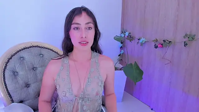 Amatiista online show from July 2026 05:59:02 PM