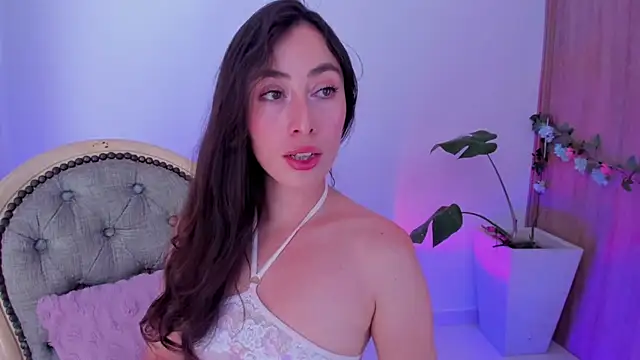 Amatiista online show from July 2026 04:56:02 PM