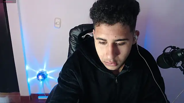 Daiki Jack online show from March 2025 03:05:01 PM