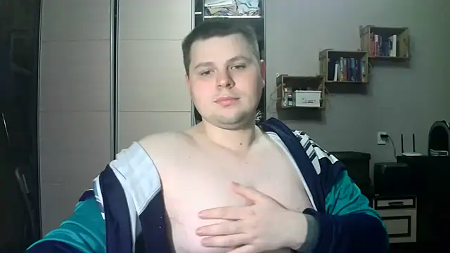 Snapshot of Volshebnik130_ chatting on March 2025 10:18:02 PM Volshebnik130 online show from March 2025 10:18:02 PM