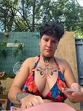 callmelouve online show from July 2026 04:47:01 PM