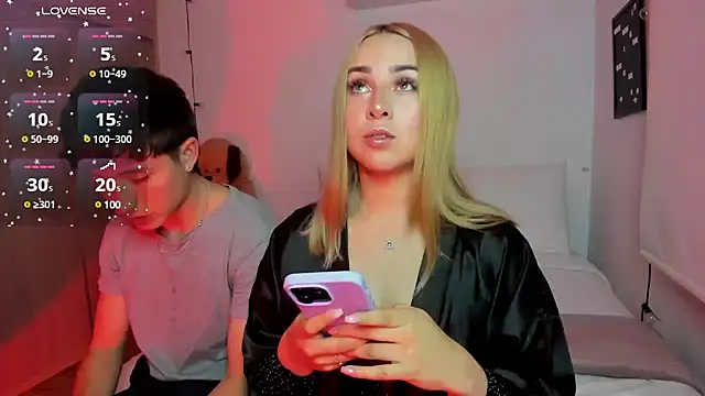 Snapshot of sophi_mooreno chatting on December 2024 11:25:01 PM sophi mooreno online show from December 2024 11:25:01 PM