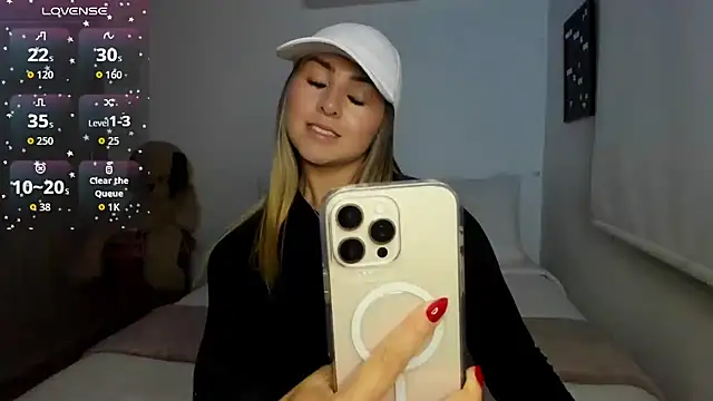 sophi mooreno online show from July 2026 02:18:02 AM