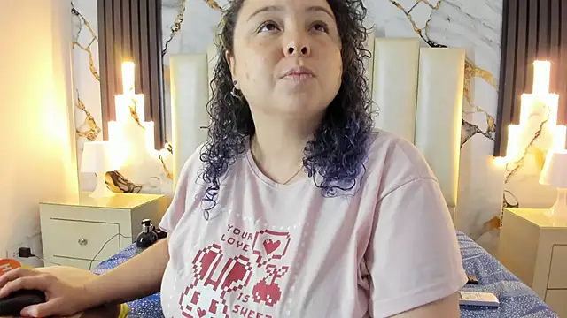 Snapshot of mollieblue69 chatting on February 2025 12:42:01 PM mollieblue69 online show from February 2025 12:42:01 PM