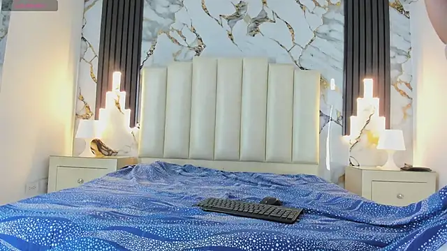 Snapshot of mollieblue69 chatting on March 2025 12:39:02 PM mollieblue69 online show from March 2025 12:39:02 PM