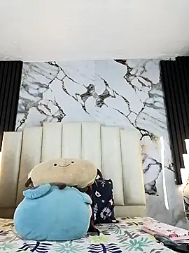 Snapshot of mollieblue69 chatting on October 2025 01:06:02 PM mollieblue69 online show from October 2025 01:06:02 PM