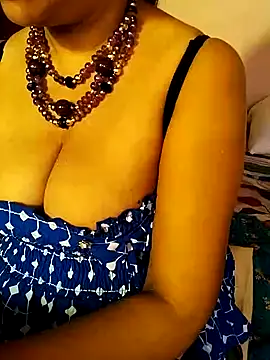 Snapshot of tharu_sweet chatting on February 2025 03:26:01 PM tharu sweet online show from February 2025 03:26:01 PM