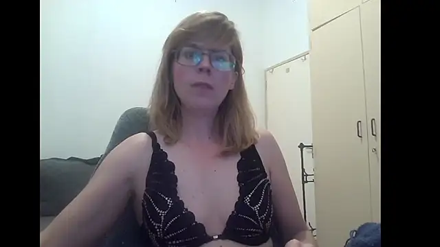 SavannaGirly online show from December 2025 10:09:02 AM