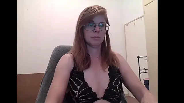 SavannaGirly online show from May 2026 06:52:02 AM