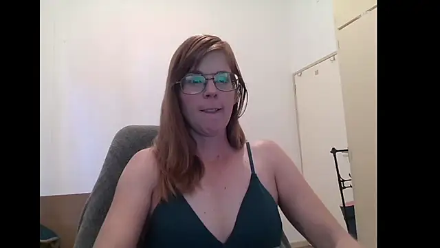 SavannaGirly online show from May 2026 09:28:01 AM