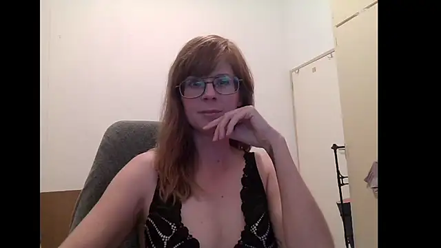 SavannaGirly online show from May 2026 05:11:01 PM