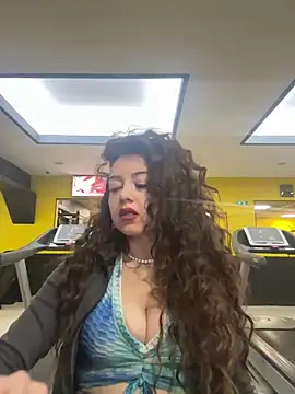 Snapshot of CurlyElisa chatting on February 2025 12:14:01 AM CurlyElisa online show from February 2025 12:14:01 AM