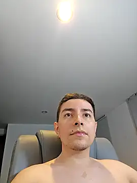 Jhoan saenz online show from October 2025 12:08:01 AM