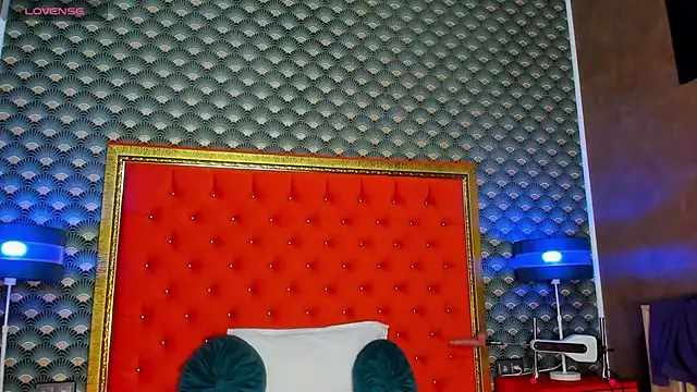 VallerieJones online show from February 2025 08:00:01 PM