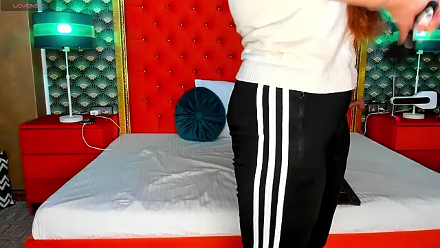 VallerieJones online show from March 2025 04:19:01 AM