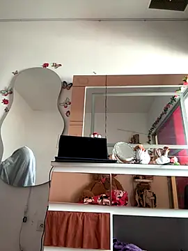 Snapshot of jailyncam_ chatting on December 2025 01:42:01 PM jailyncam online show from December 2025 01:42:01 PM