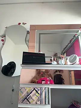 Snapshot of jailyncam_ chatting on December 2025 02:43:02 PM jailyncam online show from December 2025 02:43:02 PM